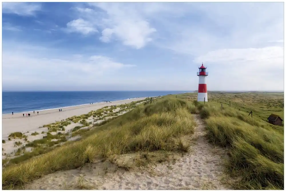 Glasbild Am Strand von Sylt Leuchtturm auf der Düne Panorama 60 x 90 cm Schnäppchen