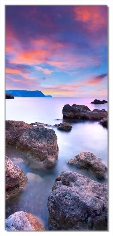Selbstklebende Türtapete Seelandschaft in blau und rot mit großen Felsen selbstklebende Folie mit Schutzlaminat, 100 x 220 cm Begrenztes Angebot