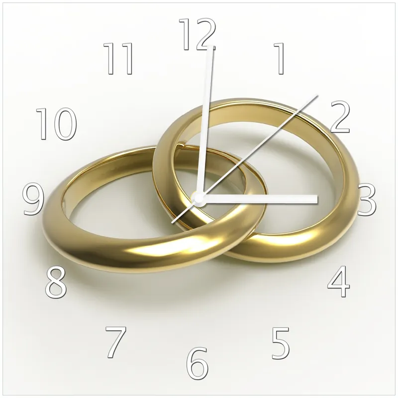 Wanduhr aus Glas Zwei goldene Eheringe in Nahaufnahme auf weißem Grund mit weißen Zeigern, 20 x 20 cm Kracherpreis