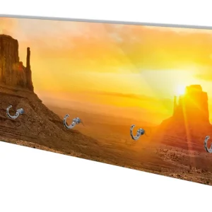 Günstig Wandgarderobe aus Glas Monument bei Sonnenuntergang