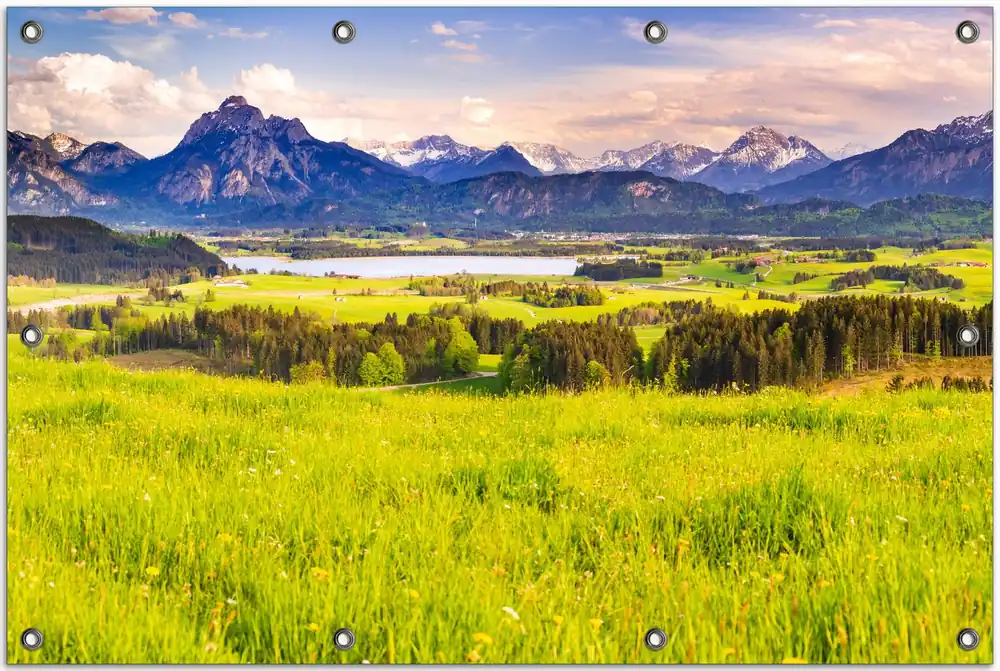 Markenware Gartenposter Weite Wiesen vor Bergen ca. 60 x 90 cm