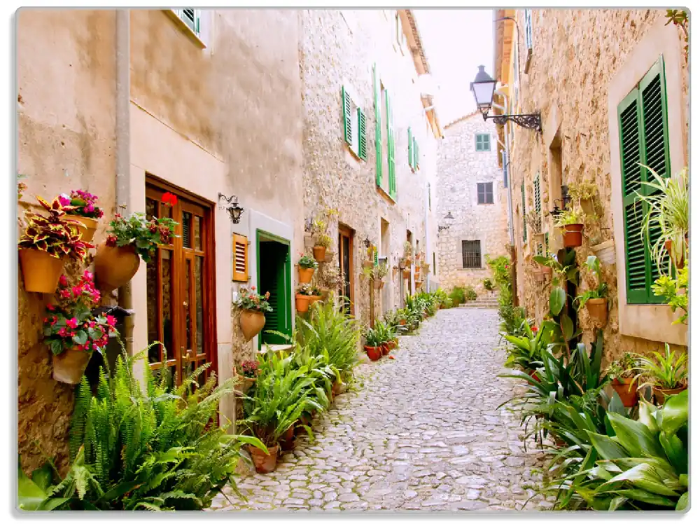 Glasunterlage Südländische Gasse mit alten Häusern und grüner Oase 30 x 40 cm Top-Seller